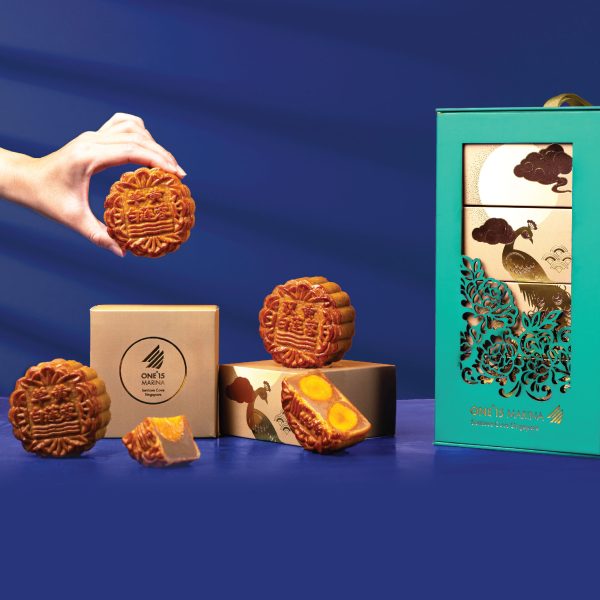 classic traditional mooncakes